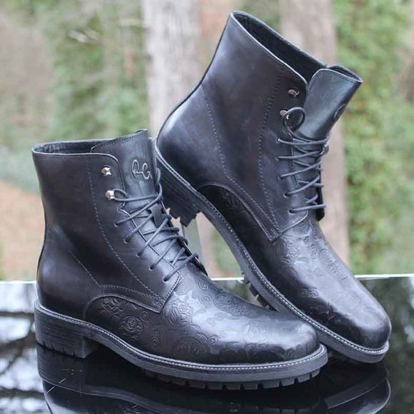 Robert Graham Abstraction Leather Boots Size 10.5 main image 10